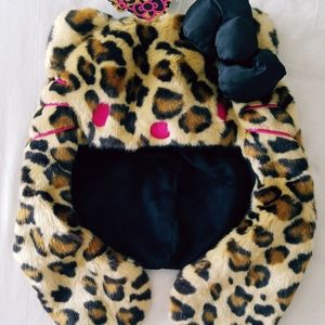 Sanrio Hello Kitty Leopard Winter Hat